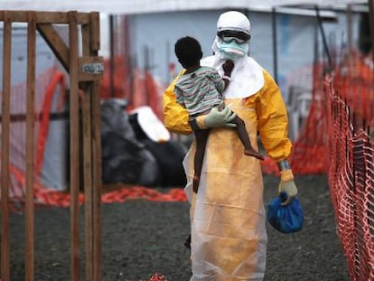 Una cl&iacute;nica de M&eacute;dicos sin Fronteras en Paynesville (Liberia) durante la &uacute;ltima epidemia de &eacute;bola. 