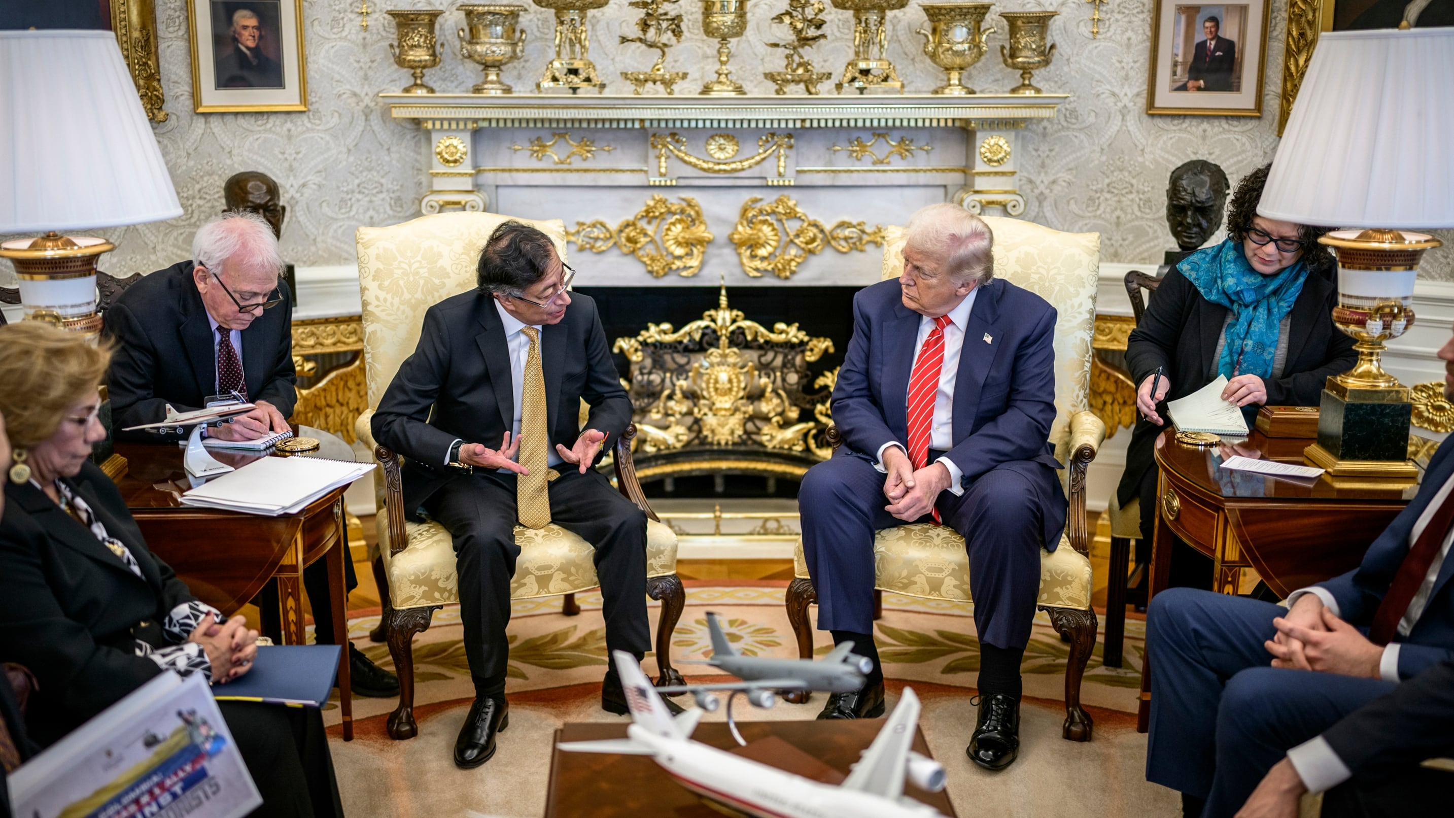 Petro le pide a Trump su salida de la lista Clinton en una conversación telefónica