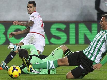 Vitolo hace el tercer gol del Betis. 