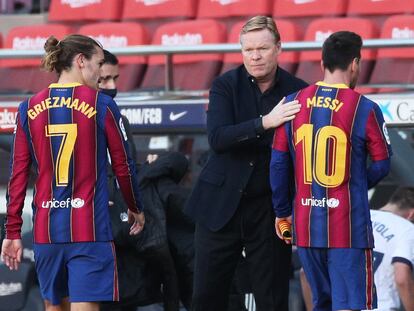 Griezmann, Koeman y Messi, en la última derrota del Barcelona ante el Cádiz en LaLiga.