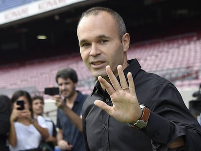 Iniesta inicia su carrera de futbolista en solitario tras dejar el Barça