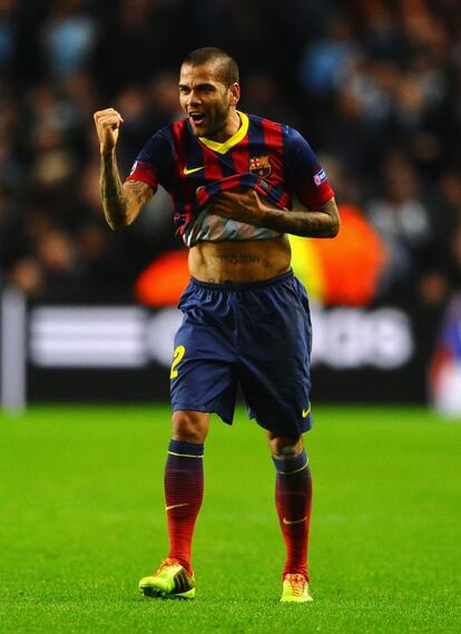 Alves celebra el 0 a 2
