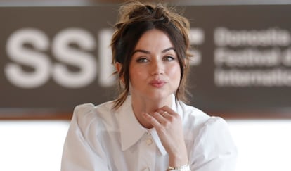 Ana de Armas poses during the 70th edition of the San Sebastián Film Festival in September 2022, where she presented her film 'Blonde'.