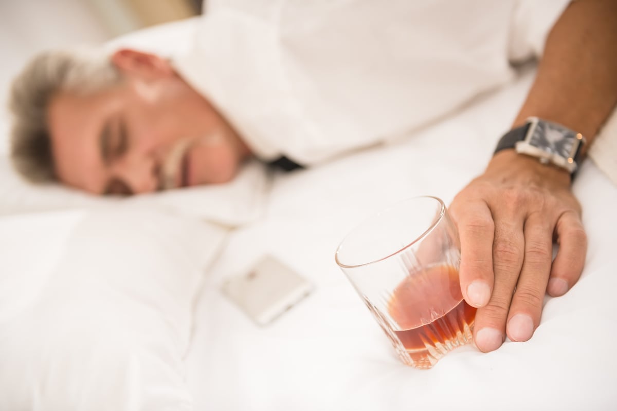 ¡Alerta de Sueño! ¿Te Falta el Aliento los Sábados? Podría Ser Apnea Social
