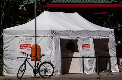 Una tienda en la que se hacen test de coronavirus gratuitos en Berlín. 