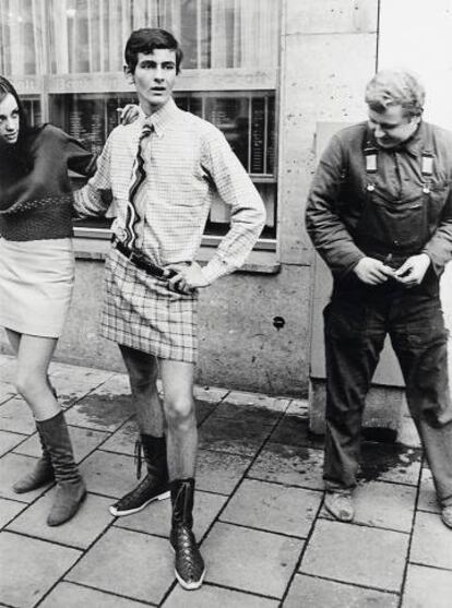 ¿Minifaldas para hombres? En 1966 la moda te lo permitía. Hoy, también. El tema es quién se atreve.