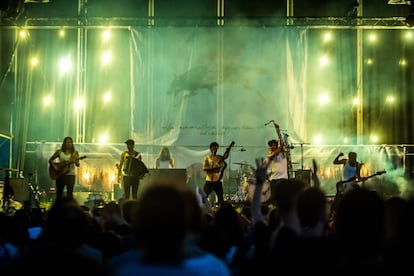 Un momento del concierto de La M.O.D.A. ayer en el Low Festival.