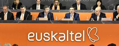 Imagen de la última junta de accionistas celebrada por Euskaltel.
