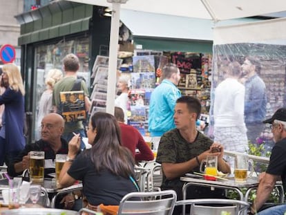 Terraza en la Rambla de Barcelona.