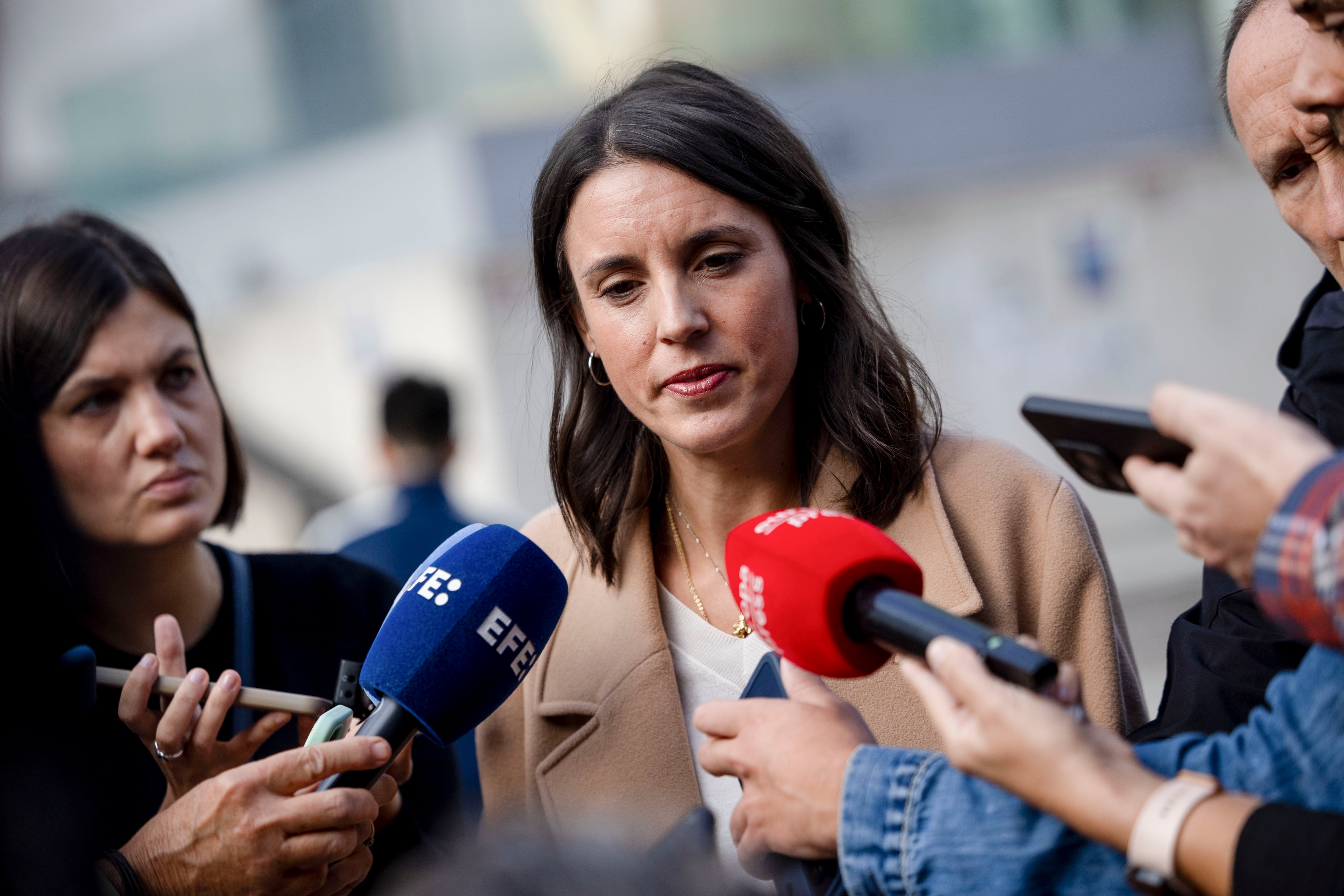 La izquierda alternativa lleva al límite el pulso para las listas del 29-N con el escollo principal de Madrid