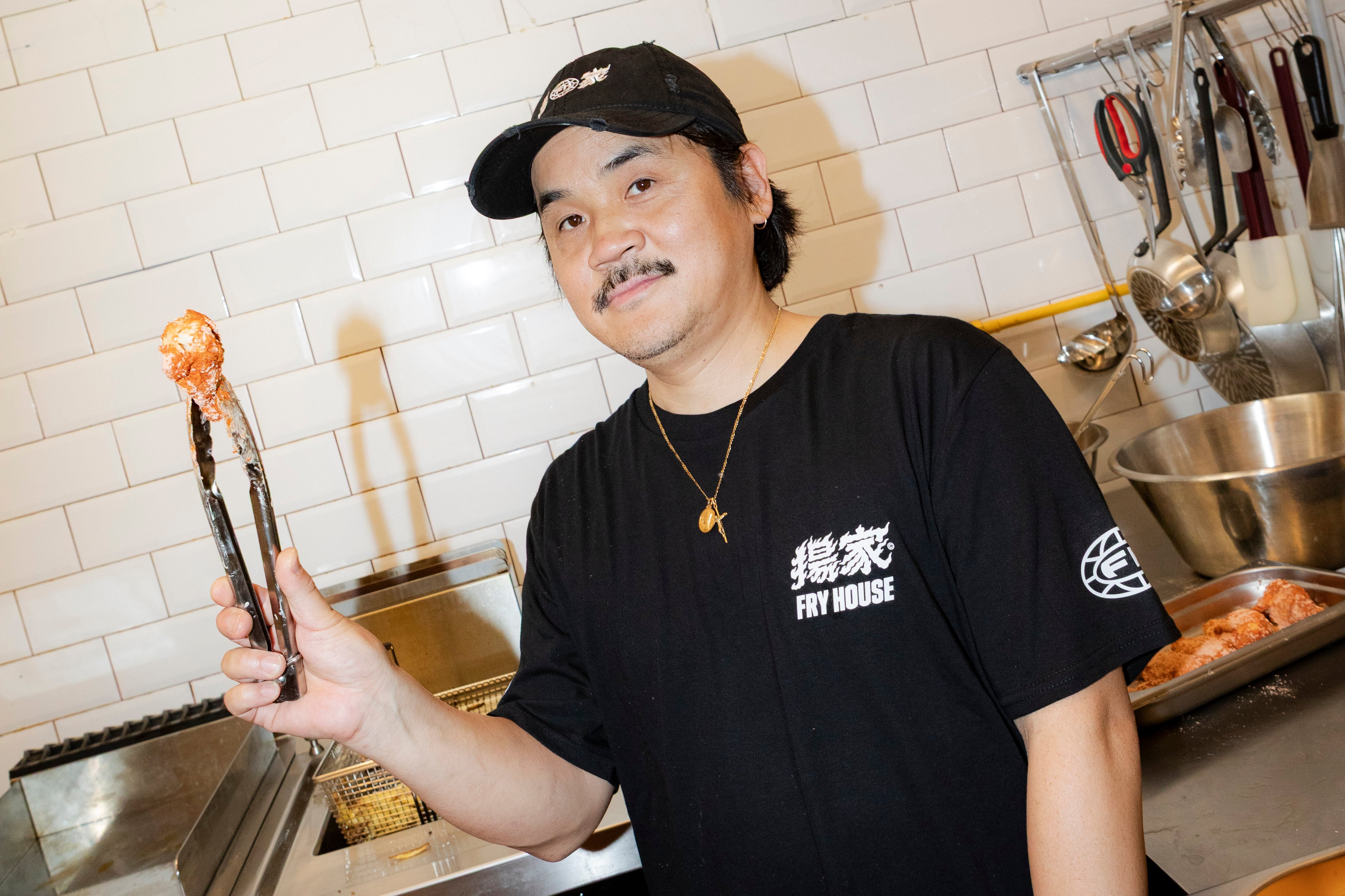 Pero, ¿quién es ‘El Puto Ken’? El japonés que ha hecho del bocadillo un arte abre un restaurante en Barcelona