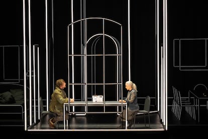 Ifigenia (Corinne Winters) y su hermano Orestes (Florian Sempey), cara a cara en ‘Iphigénie en Tauride’.