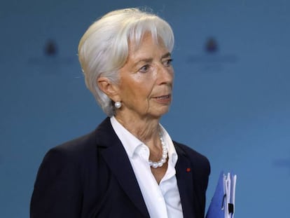 Christine Lagarde, presidenta del BCE, en rueda de prensa el 27 de octubre