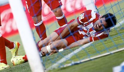 Diego Costa grita de dor depois de marcar o segundo gol do Atlético.