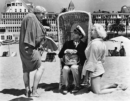 El trío protagonista, en el rodaje en el hotel Del Coronado.