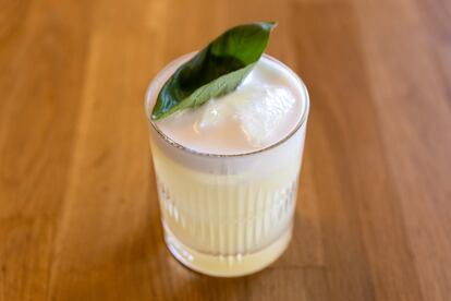 El cóctel gin basil & smash.