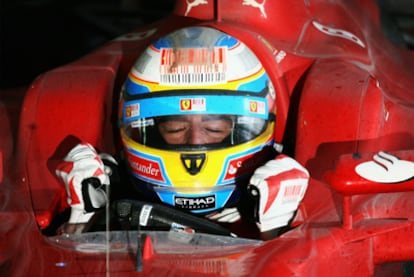 Alonso celebra el triunfo en Corea del Sur