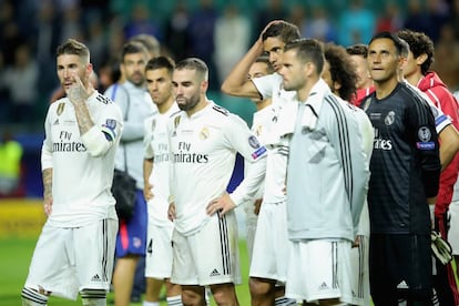 La plantilla del Madrid derrotada por el Atlético.