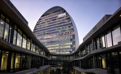 Sede operativa de BBVA en Madrid, edificio La Vela