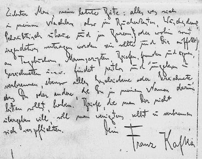 En la legendaria carta-testamento de septiembre de 1921, Franz Kafka le pidió a su amigo Max Brod que quemara sus obras.