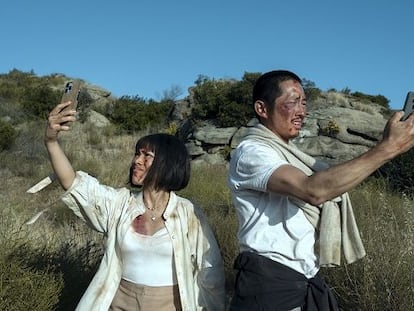 Steven Yeun y Ali Wong en 'Bronca'.