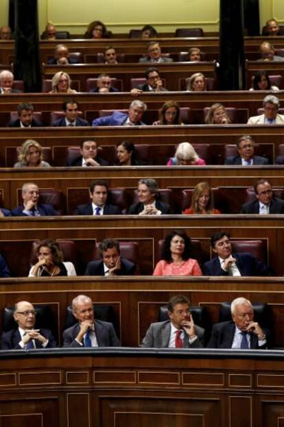 Bancada popular en el Congreso de los Diputados durante la segunda votaci&oacute;n de investidura de Mariano Rajoy. 