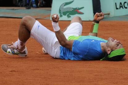 El tenista español Rafael Nadal celebra su triunfo en la final de la pasada edición de Roland Garros.