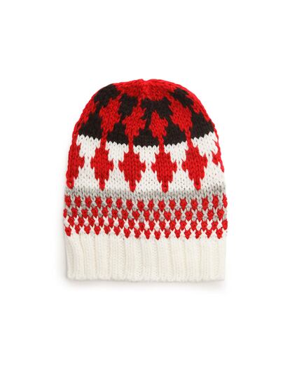 Gorro de Mango (15,99 euros).