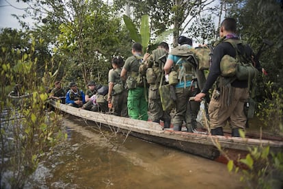 Rara vez los guerrilleros hacen un desplazamiento sin todas sus pertenencias.