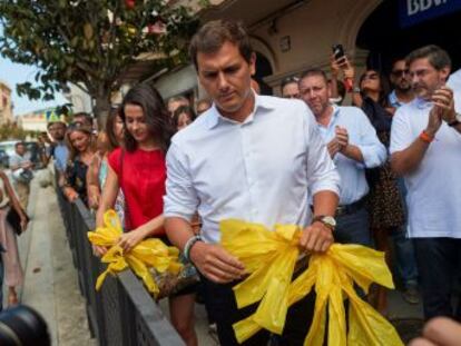 El partido de Albert Rivera acusa a los populares de  asumir el discurso separatista  mientras estos les reprochan que buscan la confrontación