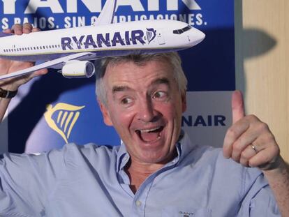 Ryanair amplía las cancelaciones a marzo y deja a 400.000 pasajeros en tierra