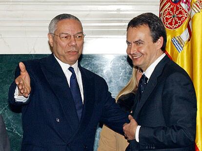 Colin Powell y José Luis Rodríguez Zapatero, en Madrid, tras el funeral de Estado por las víctimas del 11-M.