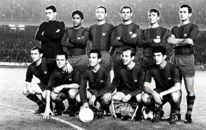De arriba abajo y desde la izquierda: Sadurní, Benítez, Torrent, Antón, Lico, Torres; Zaballa, Muller, Vavá, Pereda y Rogelio