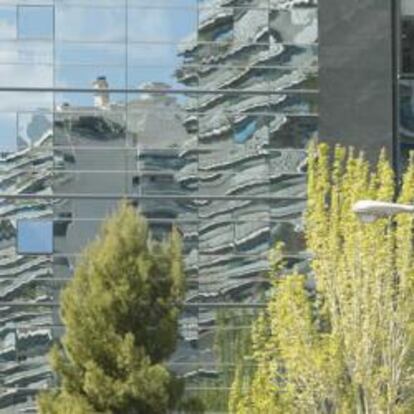 Reflejo de una vivienda