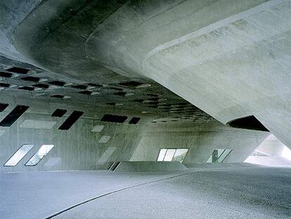 Centro de la Ciencia en Wolfsburg, obra de Zaha Hadid.