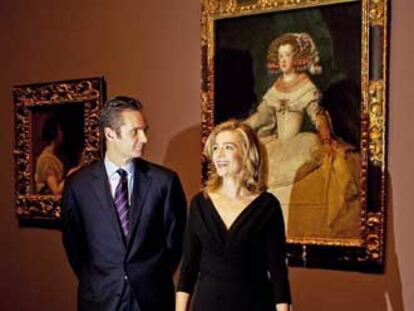 La infanta Cristina y su marido, Iñaki Urdangarin, durante la visita privada que han realizado a la exposición de Velázquez de la National Gallery de Londres.