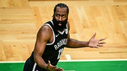 James Harden, una de las grandes estrellas de los Nets en la NBA.