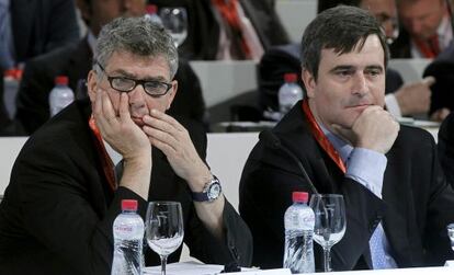 Villar, a la izquierda y Cardenal, en la asamblea de la federación de 2012.