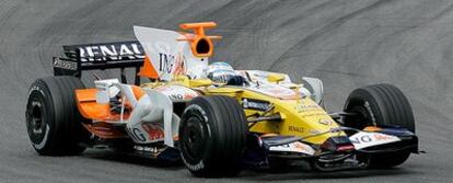 Fernando Alonso, ayer en el circuito de Montmeló.