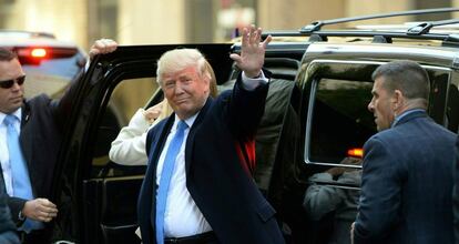 Donald Trump a su llegada al colegio electoral.