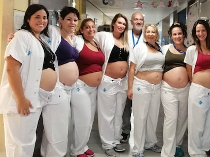 La foto que es va fer viral, l'octubre del 2019, amb les infermeres embarassades del Servei de Neonatologia de Vall d'Hebron.