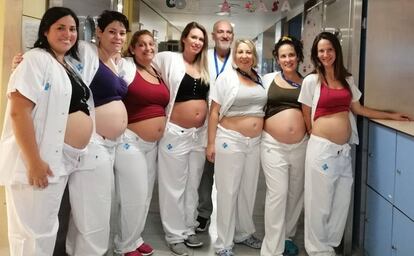 La foto que es va fer viral, l'octubre del 2019, amb les infermeres embarassades del Servei de Neonatologia de Vall d'Hebron.