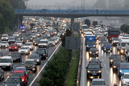 Embotellamientos en hora punta en la M-30.