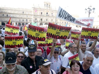 Manifestaci&oacute;n en Salamanca contra el traslado de los papeles. 