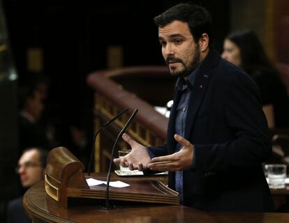 El portavoz de IU, Alberto Garzn, durante su intervencin en la sesin de tarde de la segunda jornada del debate de investidura.