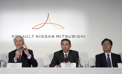 El presidente de Renault, Jean-Dominique Senard,el consejero delegado de Nissan, Hiroto Saikawa, y el presidente de Mitsubishi Motors, Osamu Masuko en una foto de archivo