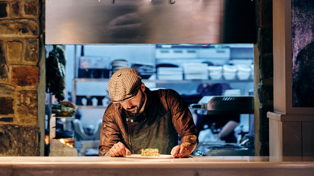 L’Antiquari Gastronòmic, el restaurante donde convive la alta cocina con el guiso de toda la vida