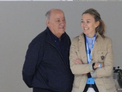 Amancio Ortega, el hombre más rico de Europa según Bloomberg, con su hija Marta Ortega