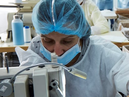 A face mask manufacturing company in Talavera de la Reina (Toledo) is making nearly 20,000 masks a day.