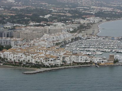 Vista aérea de Puerto Banús, Marbella (Málaga).